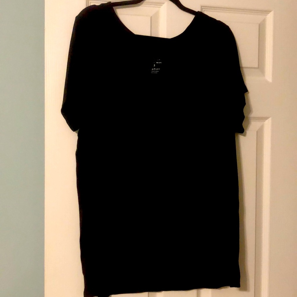 Torrid black top - crisscross on top